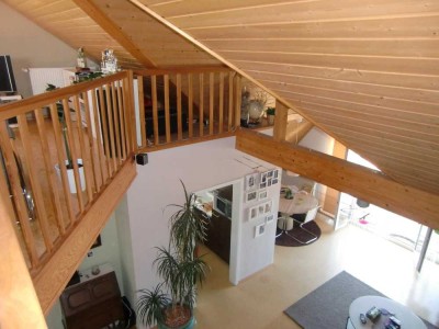 Ausgefallende Dachstudio-Whg.mit Galerie