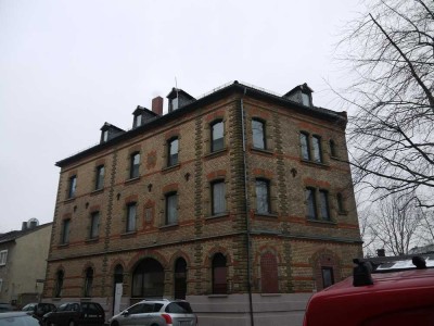 Helle 2-Zimmer-Nähe Brückenkopf und Kastel Bahnhof!