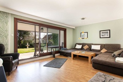 Rohdiamant mit Charakter - Einseitig angebauter Bungalow auf Südgrundstück