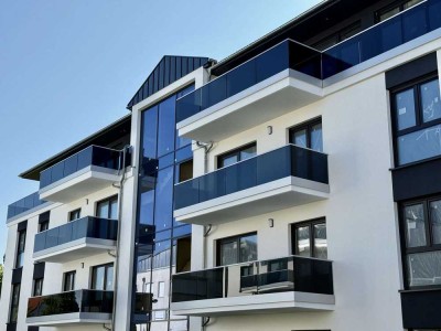 Erstbezug: Gehobene 4-Zimmer Wohnung 'Wohntraum Grüner Bogen' - 2 Balkone mit Blick zum Innenhof