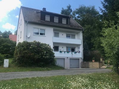 Helle 3-Zimmer-Wohnung im 2. OG mit Garage in Schönwald