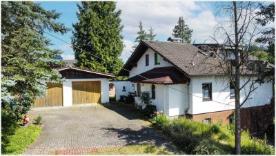 Dreifamilienhaus in ruhiger Lage von Mücke - Kirschgarten