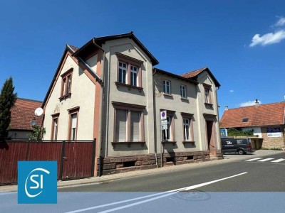 Charmante und sehr gepflegte Mietwohnung mit Einbauküche und schicken Hof/Freisitz