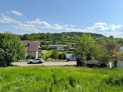 Perfekt für die junge Familie: "Sonniges, großzügiges Wohnen in Randlage von Weissach" Moderne DHH