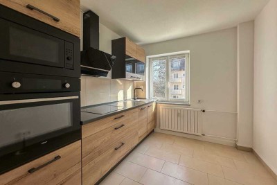 Kernsanierte, helle 3-Zi.Whg. mit Balkon, Bad & Küche in zentrumsnaher Lage von Neuburg a.d. Donau