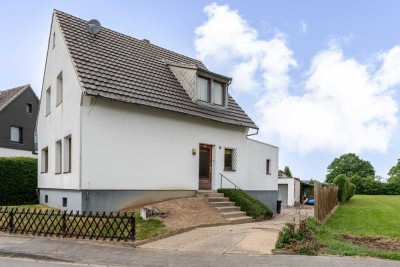 Freistehendes Einfamilienhaus auf großem Grundstück in ruhiger Wohnlage von Alt-Stockheim