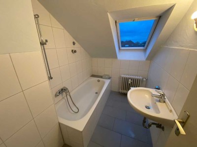 Helle 3,5-Zimmer-Wohnung im 3. OG in Kuchen