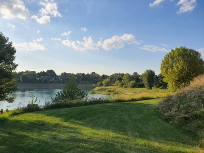 Seehaus zu Verkaufen / Genug vom Stadtstress rein in die Natur Erholung Pur?