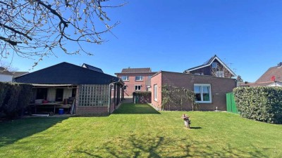 Idyllisches Wohnen im Grünen – Vielseitig nutzbares Haus in Kamp-Lintfort-Niersenbruch!