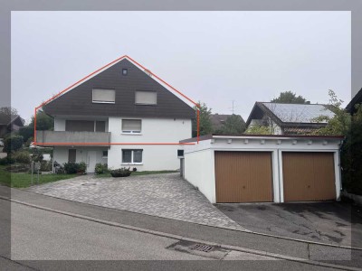 Helle 4,5-Zimmer-Wohnung mit Balkon im Doppelhaus in Gechingen