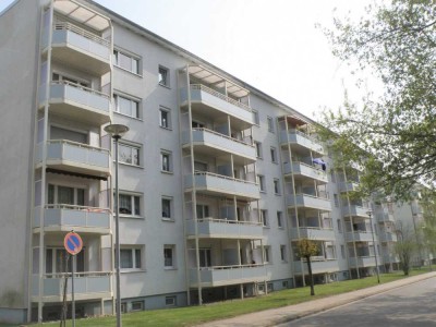 Sanierte 3-Raum-Whg. mit Balkon in der Süderstadt