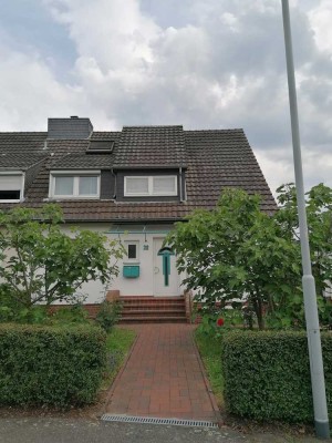 Provisionsfrei, Mehrfamilienhaus mit Jacuzzi, großer Garage, großem Garten