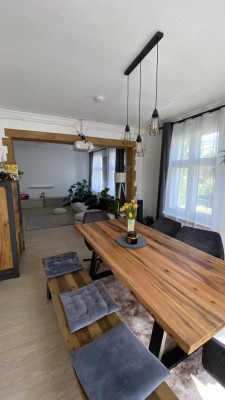 Maisonette 3 Zimmer Whg mit 50qm Dachterrasse & Kamin