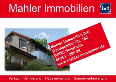 Idyllisches Wohnen in Hochstädten - 2 ZKB Dachgeschosswohnung mit Balkon