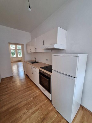 360° Tour / Sanierte, moderne, zentral begehbare 2-Zimmer-Altbauwohnung in guter Lage des 16. Bezirks