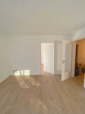 Bruttowarm-Miete!!! Planungssicherheit für Sie! Großzügiges Apartment im Atelierhaus