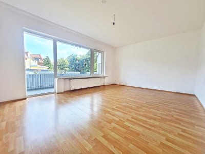 Attraktive 2 Zimmer Eigentumswohnung mit Loggia, EBK und Garage in Hannover/Döhren
