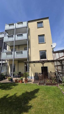Attraktives Mehrfamilienhaus mit 4 Wohnungen in begehrter Lage von Bochum-Weitmar