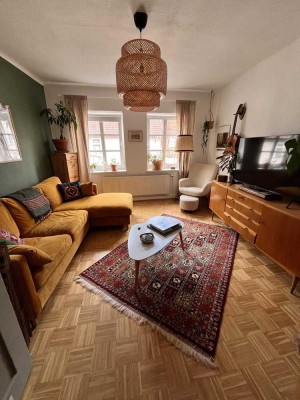 Wunderschöne 2 Zi. Altbauwohnung in bester Innenstadtlage