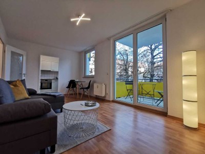 Schöne möblierte 1,5-Zimmer-Wohnung mit Balkon und Küche in gefragter Lage