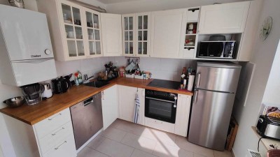 +++ 3-ZIMMER EG WOHNUNG MIT GROßEM BALKON +++