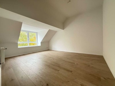 Renovierte 2-Zi-Whg. - Terminvereinbarung unter 0179 9628437