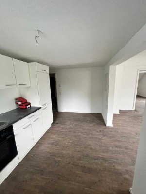 Charmante 2-Zimmer-Wohnung mit gehobener Innenausstattung mit Balkon und EBK in Efringen-Kirchen