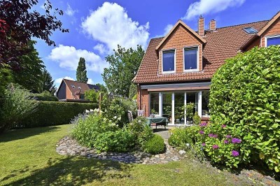 Gepflegte Rotklinkerdoppelhaushälfte mit Südgarten in kinderfreundlicher Umgebung