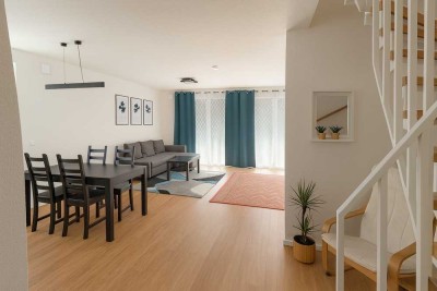 Moderne 4-Zi.-Doppelhaushälfte (BJ 2024) mit EBK, Garten & Stellplatz in Oranienburg