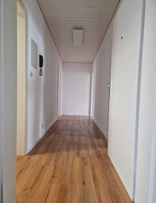 Stilvolle 2-Zimmer-EG-Wohnung mit Balkon und EBK in Göppingen