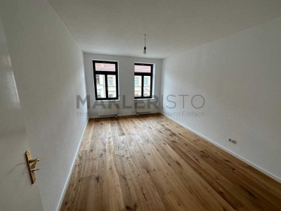 **Helle, frisch modernisierte 3-Zimmer-Wohnung mit EBK, Balkon & Fußbodenheizung**