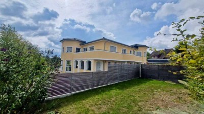 Exklusive Villa mit Einliegerwohnung, Pool und luxuriöser Ausstattung in Mutlangen – Provisionsfrei