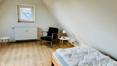 Voll ausgestattete 1-Zimmer-Dachgeschosswohnung in Fellbach