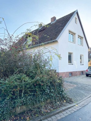 4-Zimmer-Dachgeschosswohnung mit Garten in Lohnde