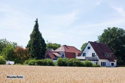 Geräumiges Einfamilienhaus mit Wintergarten