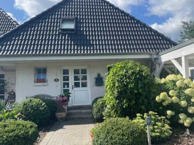 Charmante Doppelhaushälfte mit Pool, Sauna und Südwest-Garten in begehrter Lage von Dallgow
