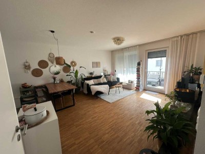 Exklusive 2,5-Zimmer Wohnung mit Balkon und EBK in Rödermark