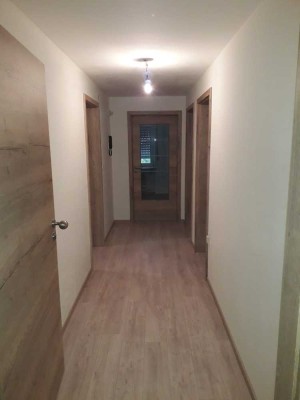 Wohnung in Walderbach - 62 m² - 2.0 Zi. Küche,Bad/WC,  Keller und Garten benutzung möglich .