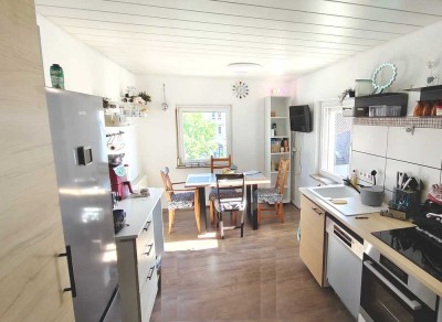 Großes möbliertes WG Zimmer mit Gartenanteil, in 8min. an der Uni Vaihingen