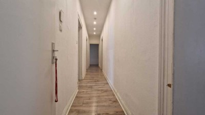 4 Zimmer Altbauwohnung für Studenten WG geeignet