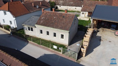 MIETKAUF möglich - Sanierungsbedürftiger Bungalow auf großem Grundstück in Lanzenkirchen