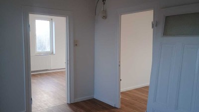 Helle 2,5-Zimmer Dachgeschosswohnung in Himmelpforten, Erstbezug nach Renovierung