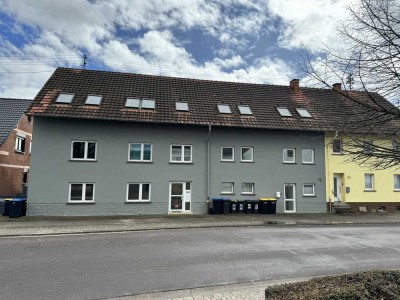 Helle 2-Zimmer Dachgeschosswohnung in Blieskastel mit Küche