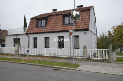 Im Zentrum von Schwechat Haus zu mieten.