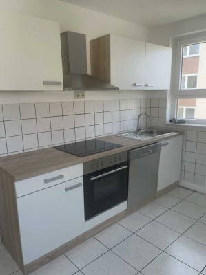 Schöne 3-Zimmer-Wohnung mit Balkon und Einbauküche in Heilbronn-Sontheim