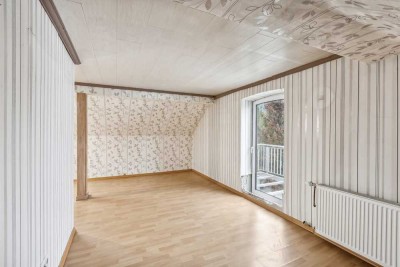 Charmante 3-Zimmer-Dachgeschosswohnung mit Balkon – Ein Platz für Ihre Ideen!