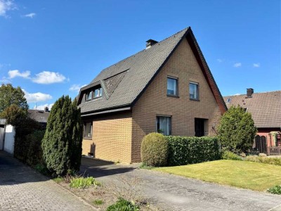 freistehend • geräumig • besonders

Einfamilienhaus mit individueller Aufteilung