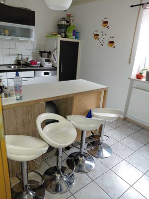 ruh., geplf. 3 Zimmer-DG Wohnung, 2. OG, Kl. Anlage, S/W BLK,  frei ab 01.01.26