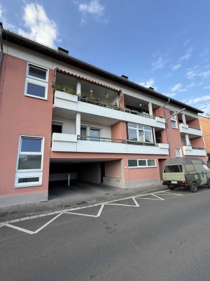 Frei ab 01.09.25!! Frisch gestrichene 2ZKB - Whg. 3 Min zum Bahnhof