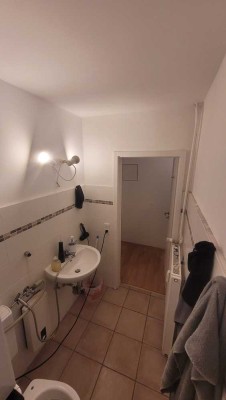 350.0 € - 33.0 m² - 1.0 Zi.